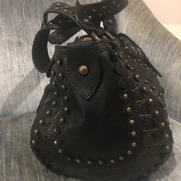 Isabella Fiore Black Leather Stud Shoulder Bag - Picture 2 of 8